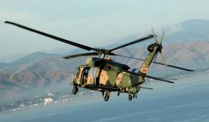 An Australian-developed survivability aid for helicopter crews and occupants has won the 2013 Defence Industry SME Innovation Grant award. [Photo:Defence]